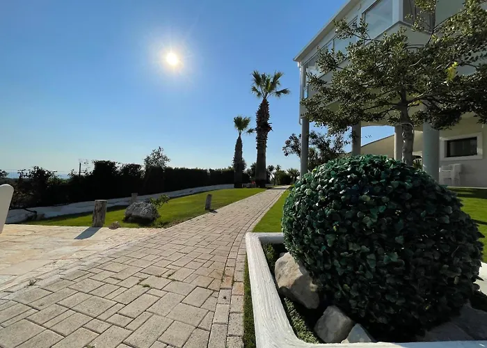 וילה Giuseppina - Piscina Ad Uso Esclusivo מונופולי