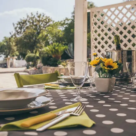 Giuseppina * مونوبولي